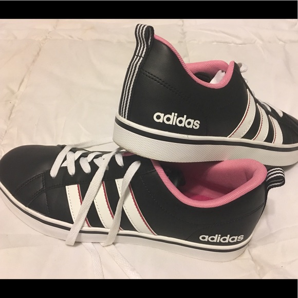 adidas Shoes - NWOT Adidas Sneakers